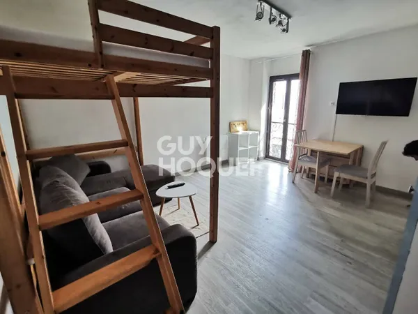 Studio 1 pièce 26 m² 