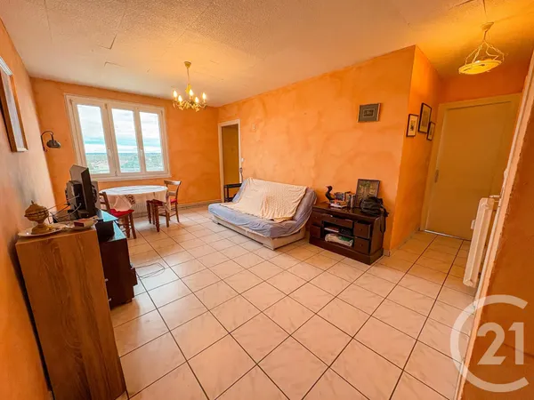 Appartement 4 pièces 56 m² 