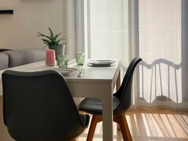 Loue studio meublé Puteaux avec parking 