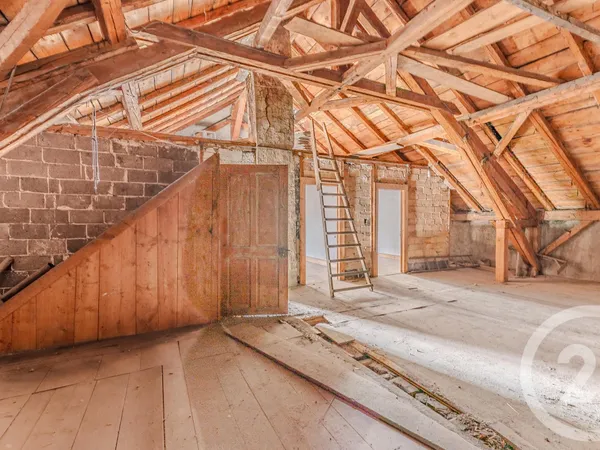Maison 4 pièces 229 m² 