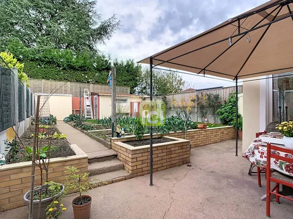 Maison 6 pièces 105 m² 