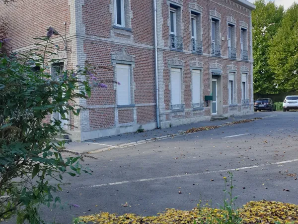 Maison avec appartements 320 m² 
