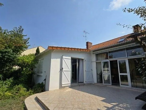 Maison 6 pièces 148 m² 