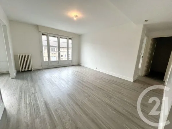 Appartement 4 pièces 80 m²