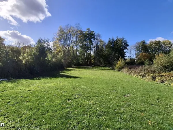 Terrain de 1371 m² à Voué pour 49 000 € - Opportunité en pleine campagne 
