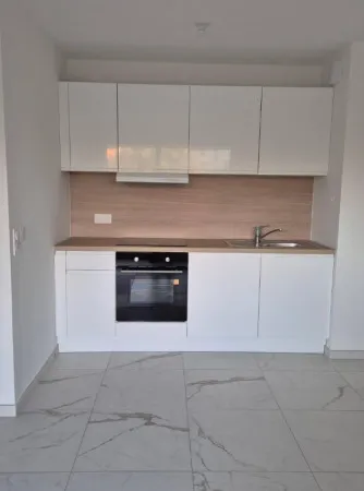 Appartement en frais réduits 2 pièces 47 m² 