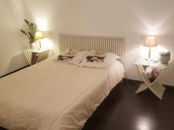 Studio 1 pièce 25 m² 