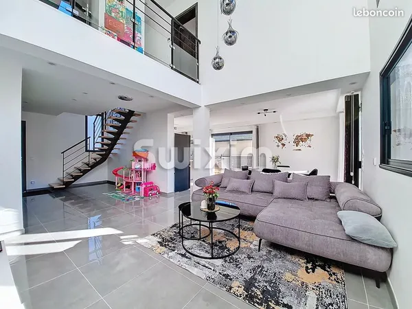 Maison 6 pièces 143 m² 
