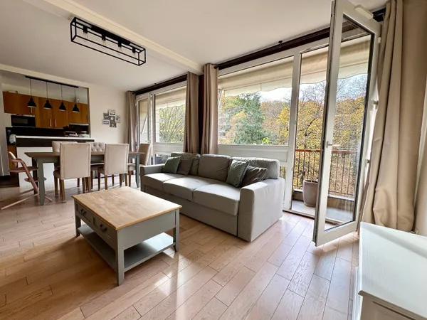 Vends appartement 87m² - 3 chambres - La Celle St Cloud 