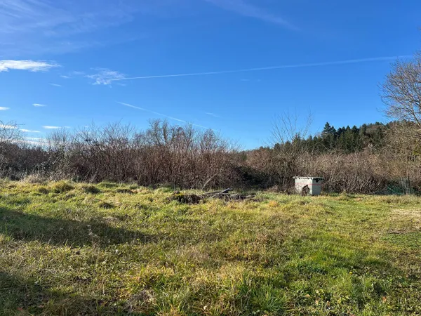 Terrain 996 m² 