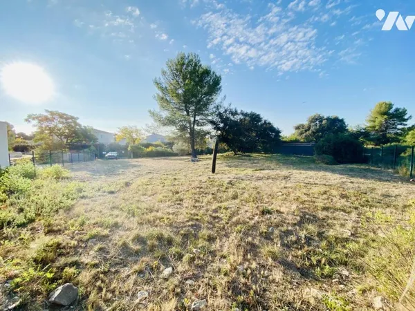 Terrain 1000 m² 