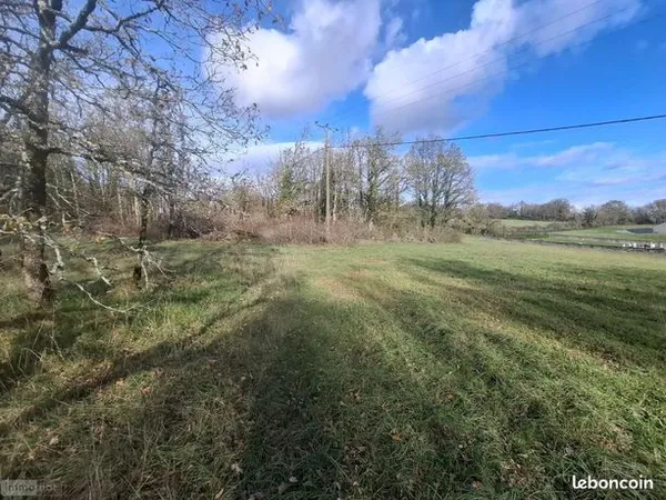 Terrain 12100 m² 