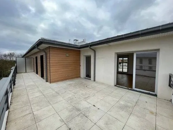 Appartement 4 pièces 94 m² 