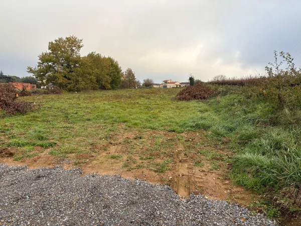 Terrain en individuel 600 m² 
