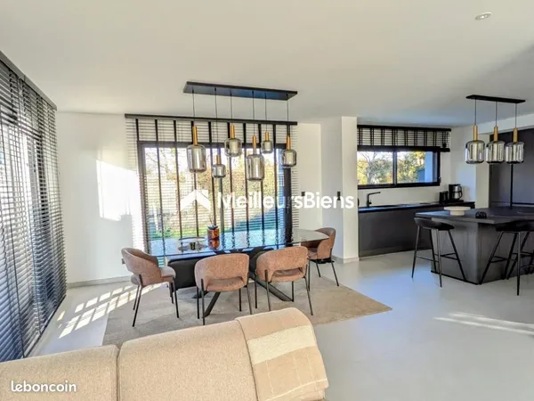 Maison 7 pièces 149 m² 