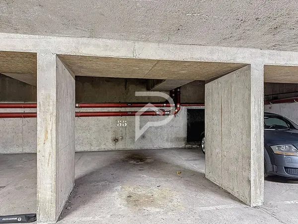 Parking 12 m² 