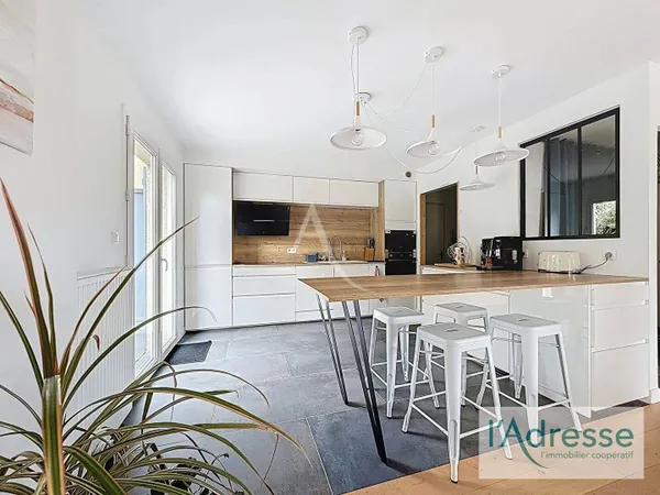 Maison 5 pièces 111 m² 