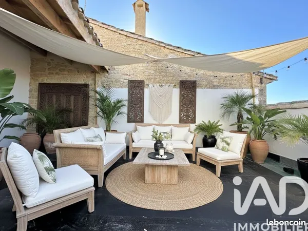 Maison 7 pièces 219 m² 