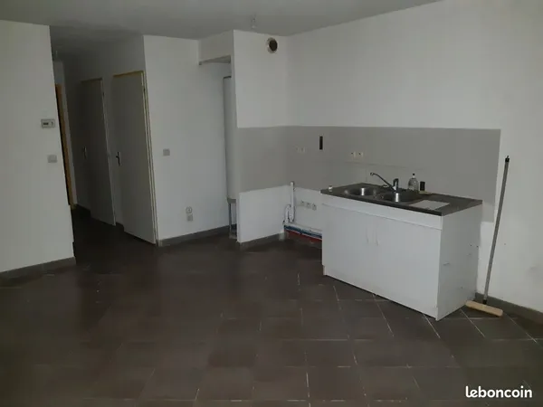 Loue bel appartement 