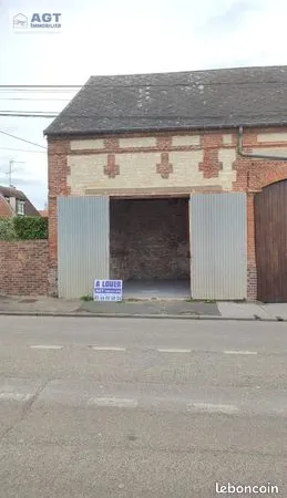 Parking - Garage Location Pierrefitte-en-Beauvaisis   130€