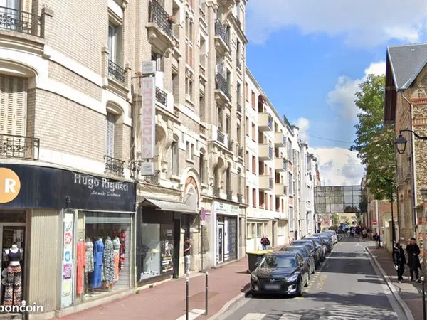 Boutique 81 m² 
