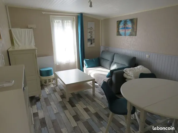 A louer à l'année appartement T3 meublé à Vaux/mer 