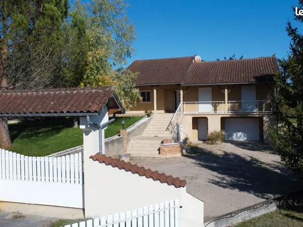 Maison 8 pièces 170 m² 