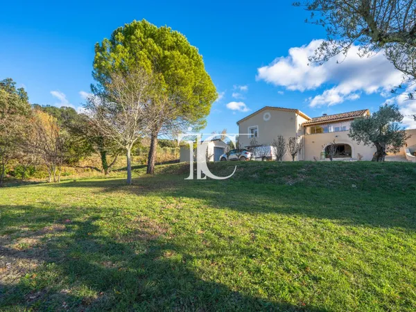 Maison 5 pièces 117 m² 