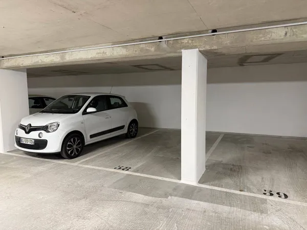 Parking 12 m² 