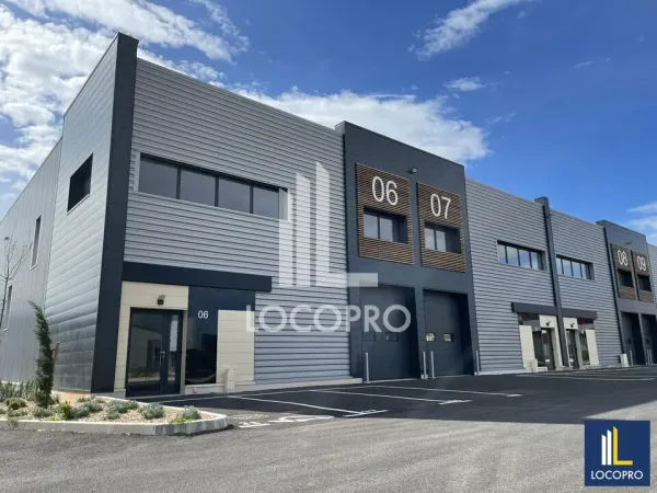 A LOUER ENTREPOT 334M2 - ZAC NICOPOLIS BRIGNOLES 