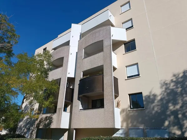 Appartement T1 de 32 m2 à Mérignac Arlac 