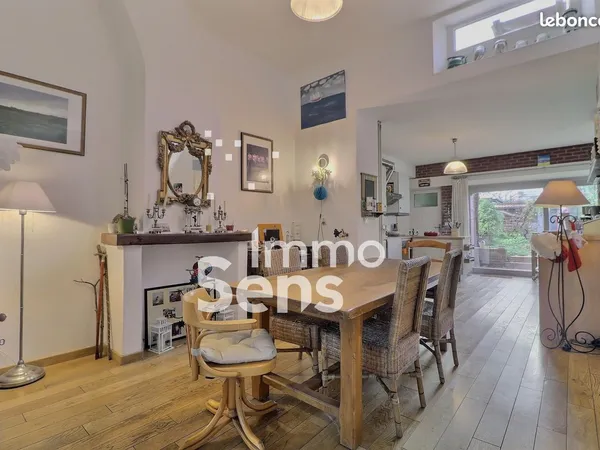 Propriété 6 pièces 170 m² 