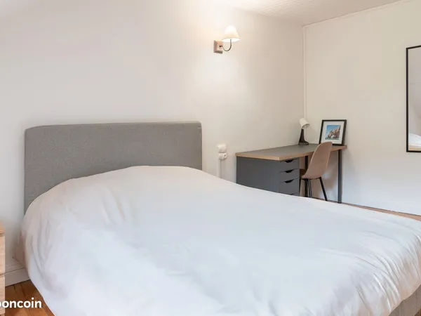 🏡 Chambre spacieuse dans colocation à Thionville 