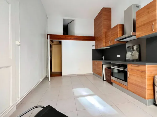 Appartement 2 pièces 67 m² 