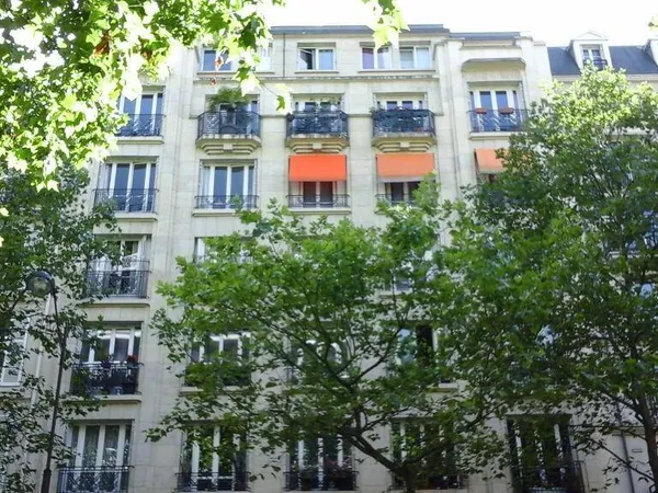 Studio 1 pièce 11 m² 