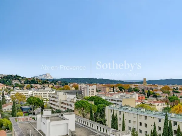 À Vendre - Spacieux appartement T5 de 131 m² avec terrasse et vu 