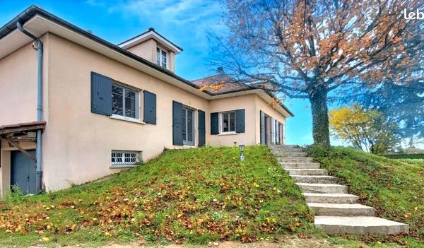 Maison 6 pièces 140 m² 