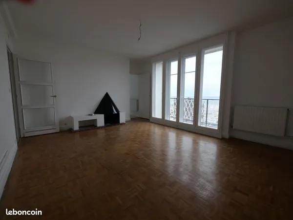 Appartement 3 pièces 81 m² 