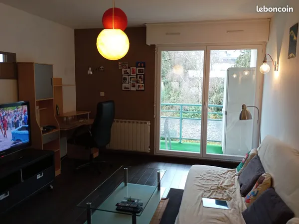 A louer charmant T2 meublé 