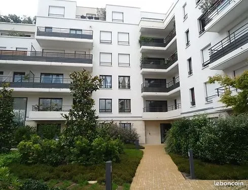Location T3 Issy 