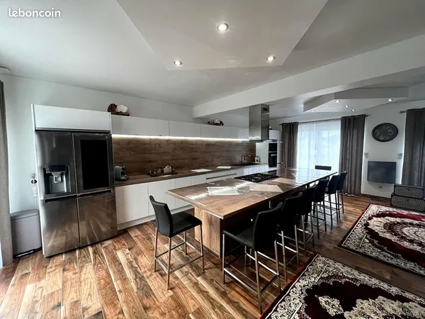 Maison 4 pièces 135 m² 