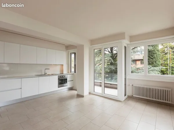 Studio 1 pièce 29 m² 