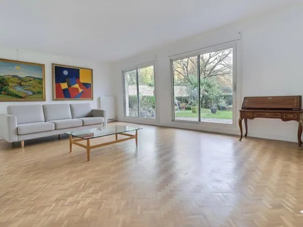 Appartement 4 pièces 106 m² 