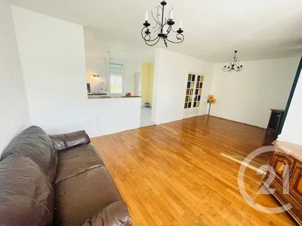 Maison 8 pièces 133 m² 