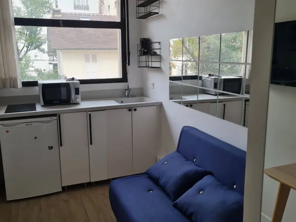 Appartement 1 pièce 11 m² 