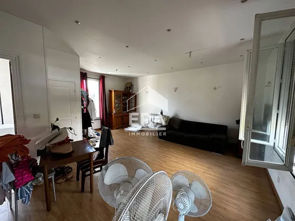 Immeuble 213 m² 