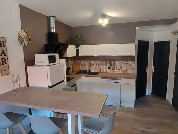 Appartement 2 chambres plein centre 