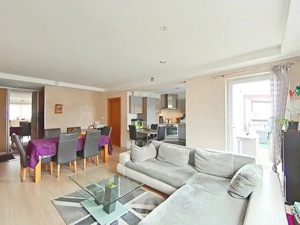 Appartement 3 pièces 77 m² 