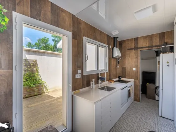 Contemporaine de 4 pièces principales 