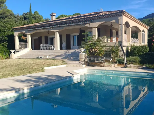 Vends maison type Villa, 5 pièces en Drôme provençale 
